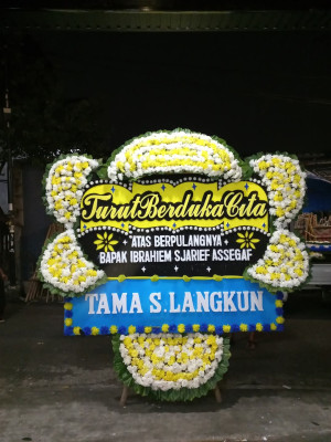 Papan Bunga Duka di Hager